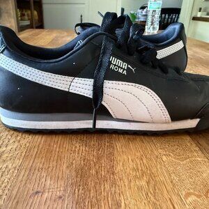 Black and White PUMA ROMA‎ Lace Up Sneakers Men Casual Low Top